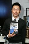James Kyson Lee - Heros enjoying "Reading People" James Kyson Lee - Heros enjoying "Reading People"